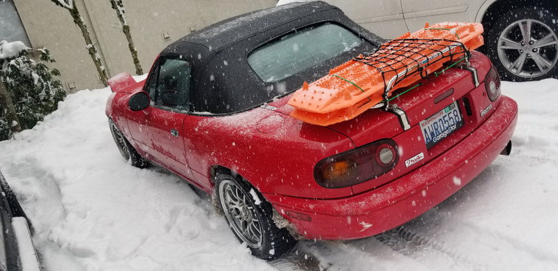 Illustration for article titled How does a Miata driver dry his boots?